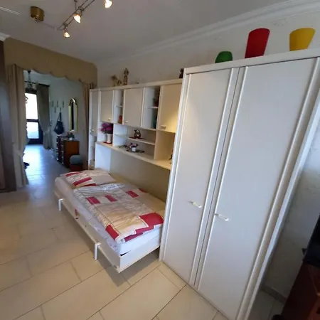 Seeappartement Sorpeglueck شقة